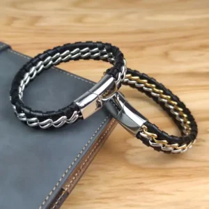 Bracelet acier inoxydable couleur or et argent sur cuir noir