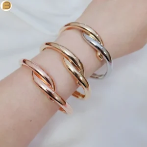 Bracelet doré design pour femme