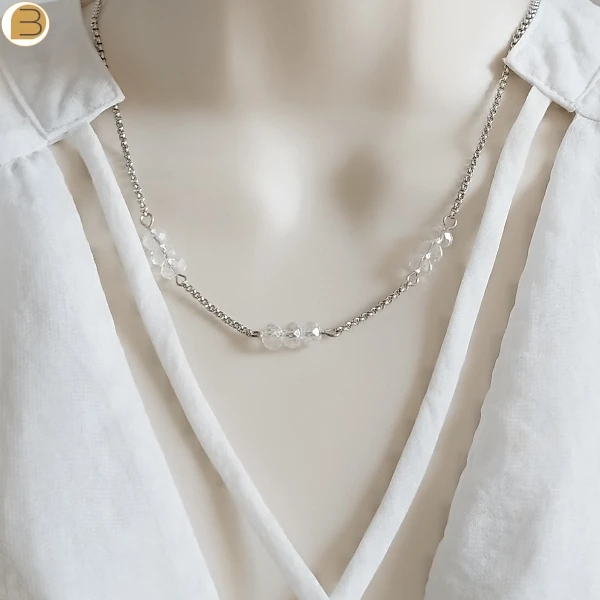 Collier acier femme avec perles de cristal blanc, création exclusive
