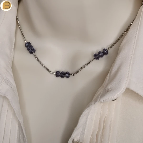 Collier acier femme avec perles de cristal mauve