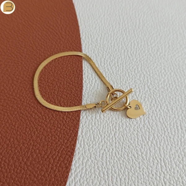 Bracelet en acier doré chaine serpent plate pour femme pendentif cœur