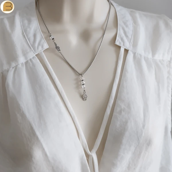 Collier ras de cou en acier inoxydable pour femme pendentif perles cristal et note de musique