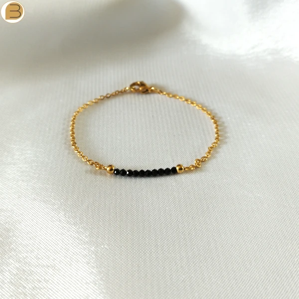 Bracelet acier inoxydable doré création exclusive perles naturelles à facettes sur chaîne fine